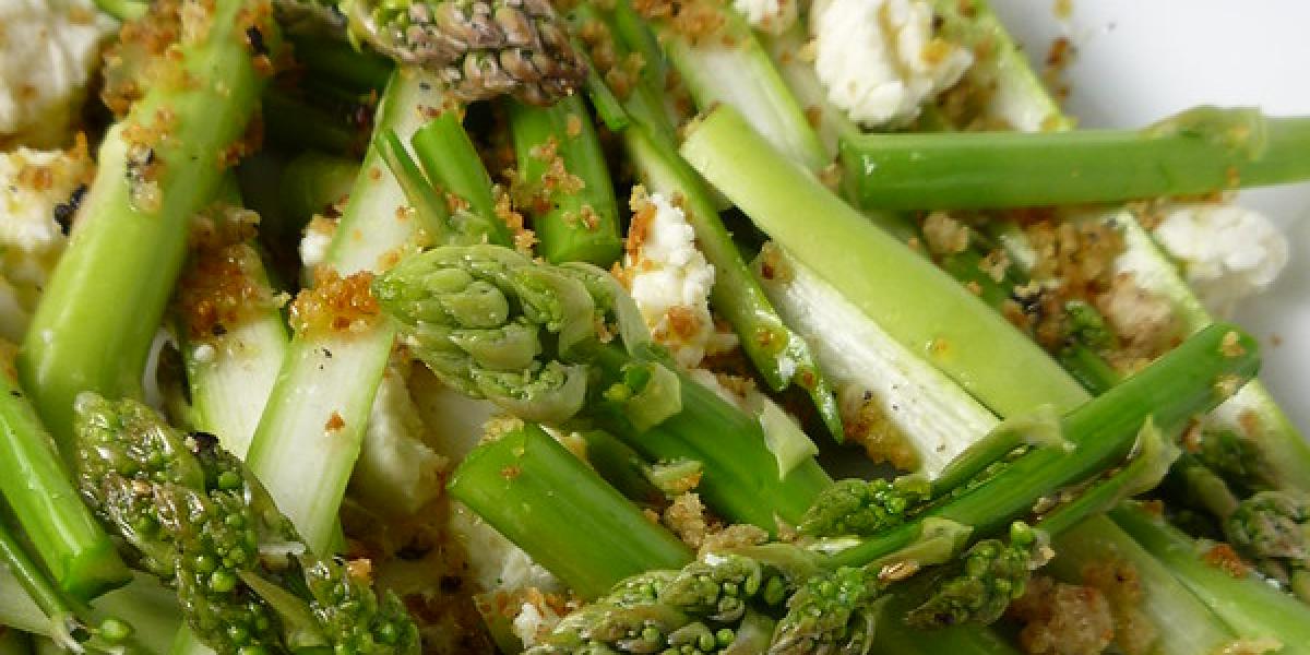 Lemon Asparagus Salad with feta - photo by Girl Interrupted Eating Blogger from UK