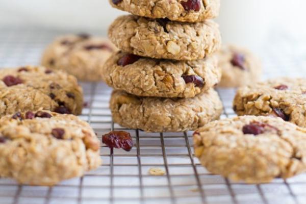 Cranberry Coconut Oatmeal Cookies